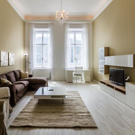 Spacious Riverside Residency - Magnificent View Budapest Eksteriør bilde