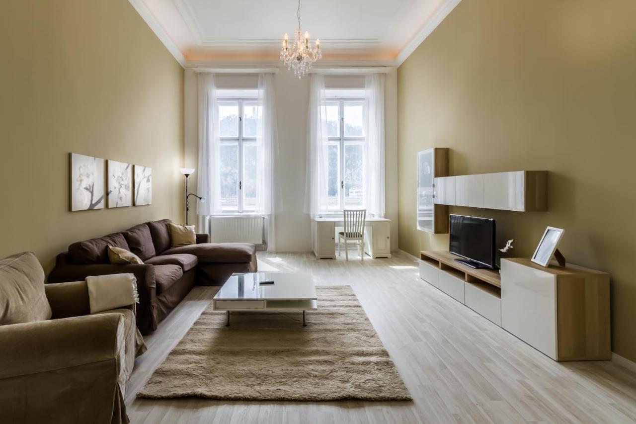 Spacious Riverside Residency - Magnificent View Budapest Eksteriør bilde
